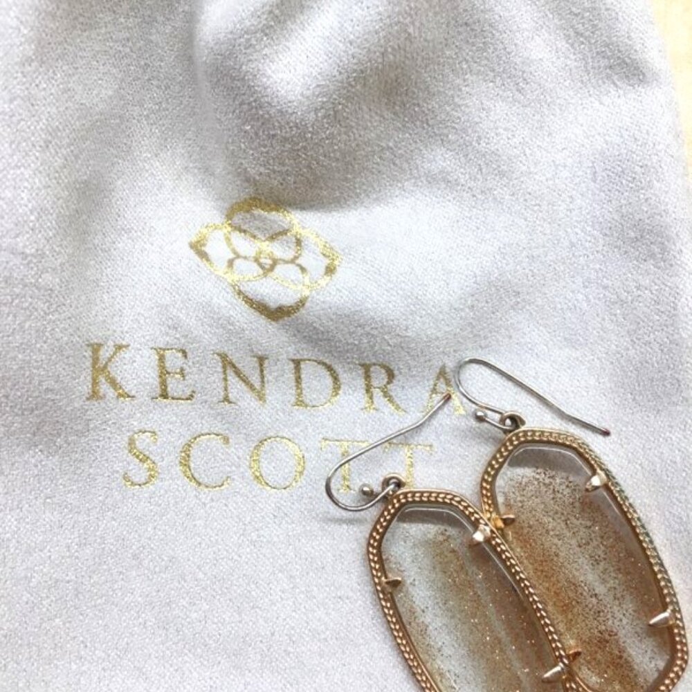 Kendra Scott Elle Earrings
